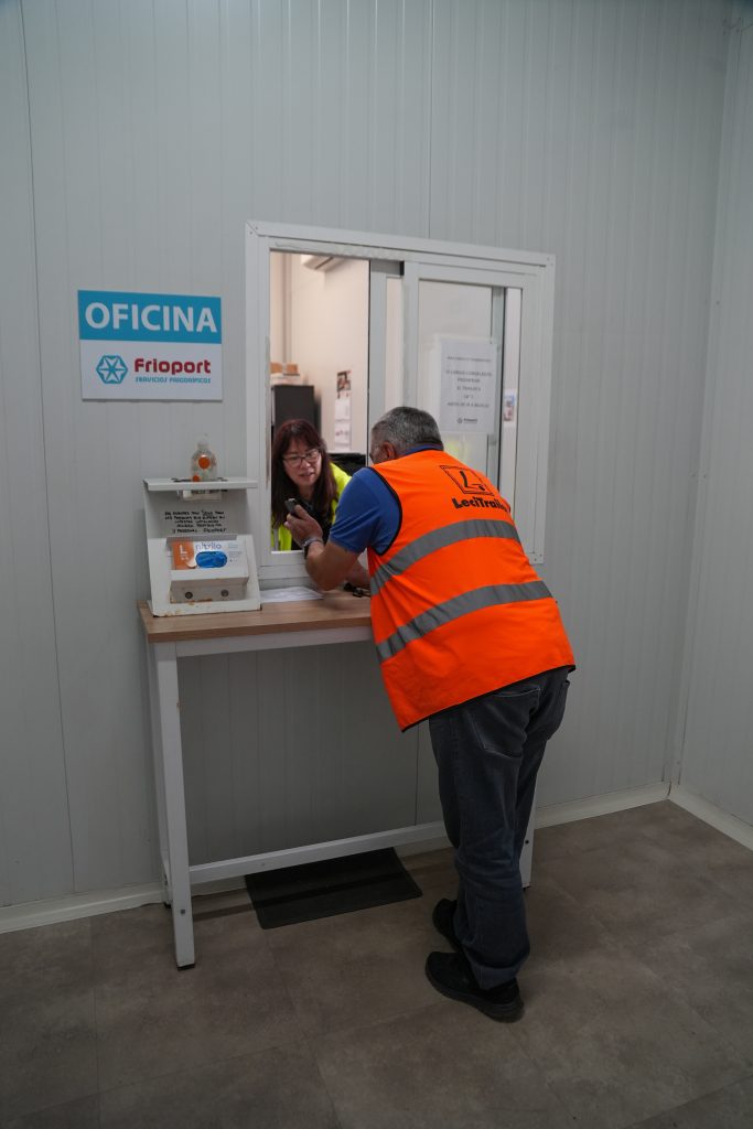 FrioPort - Oficina del almacén portuario.