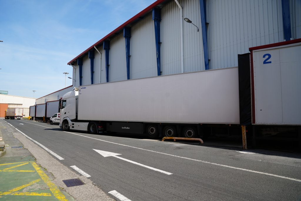 FrioPort - Transbordos en camiones frigoríficos.