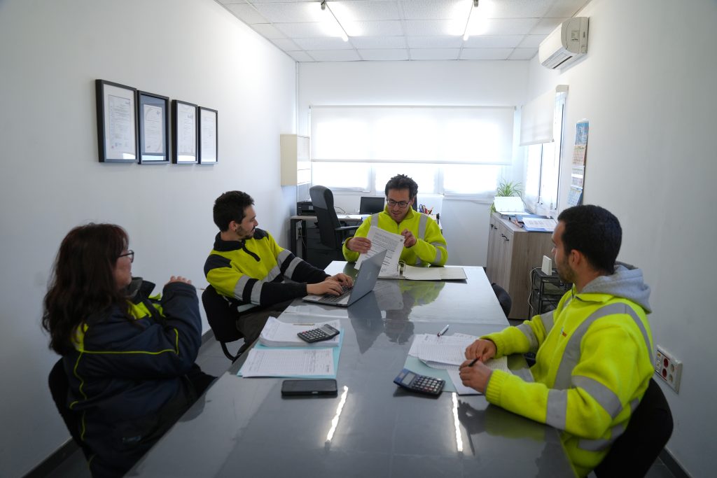 FrioPort - Oficina del almacén portuario.